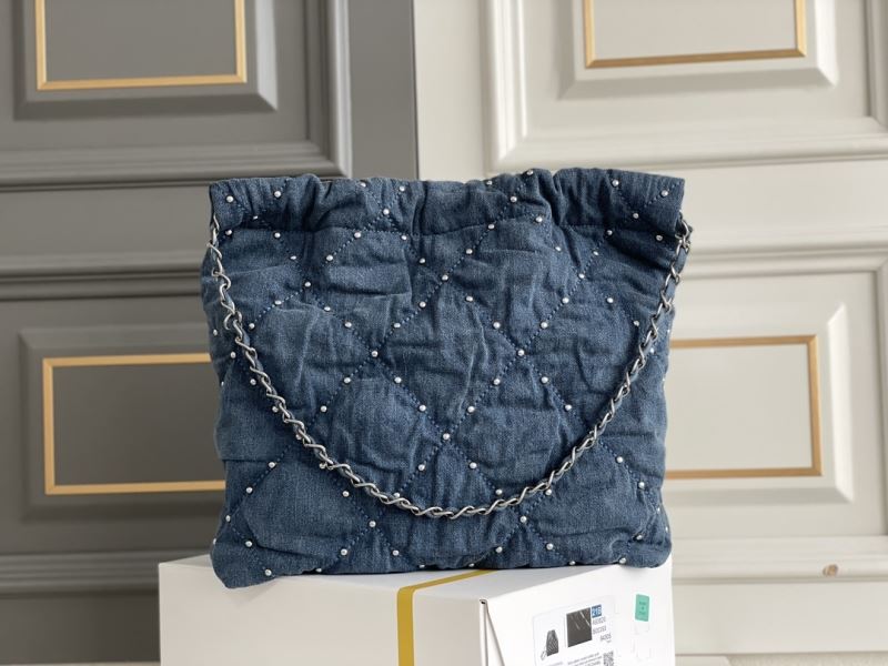 Ch**el hobo 22 bags